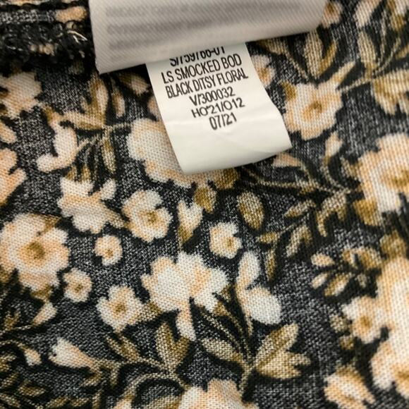 Old Navy Fit & Flare Smocked ditzy Floral Maxi Dress XL Cottage Prairie hippie - Picture 4 of 15